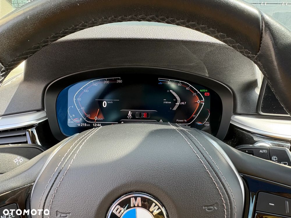 BMW Seria 5 520d xDrive Luxury Line sport - 31