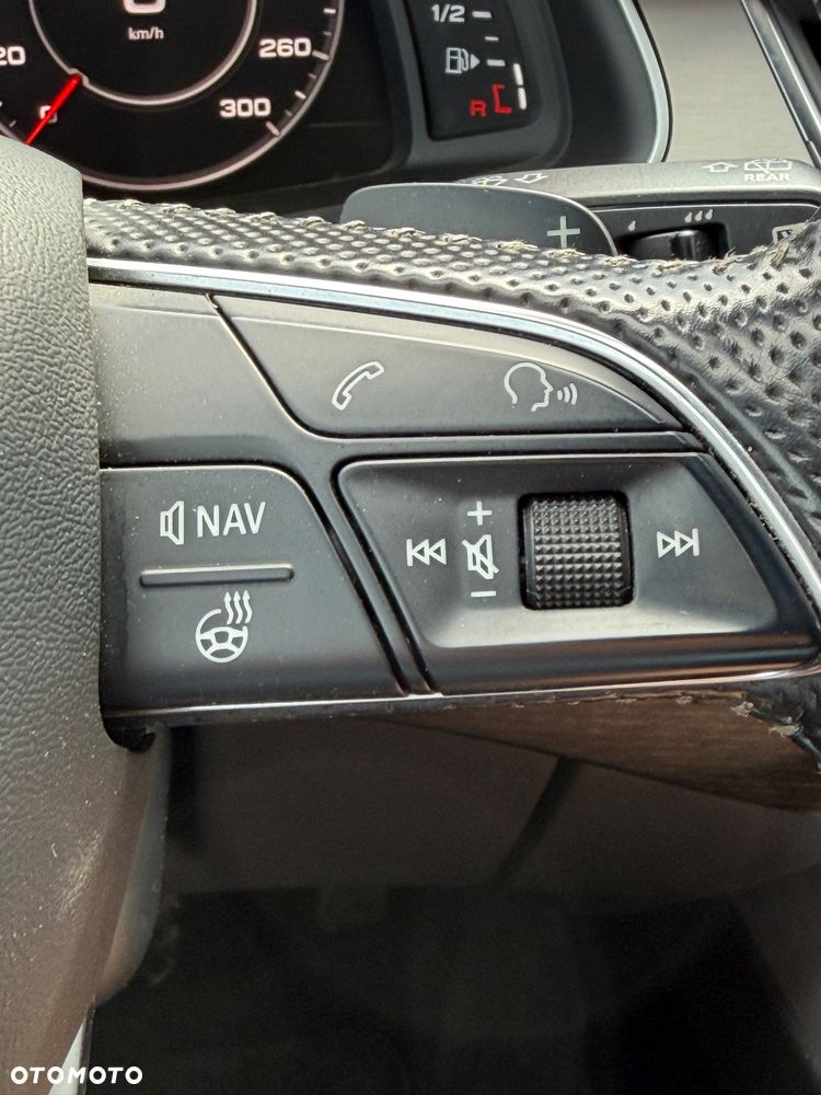 Audi Q7 - 32