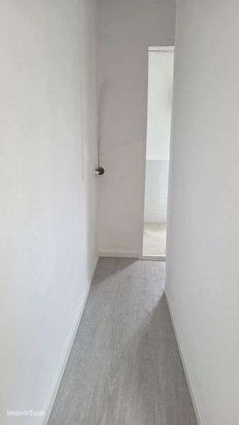 Arrendo apartamento T1 Lisboa Ajuda - Grande imagem: 4/12