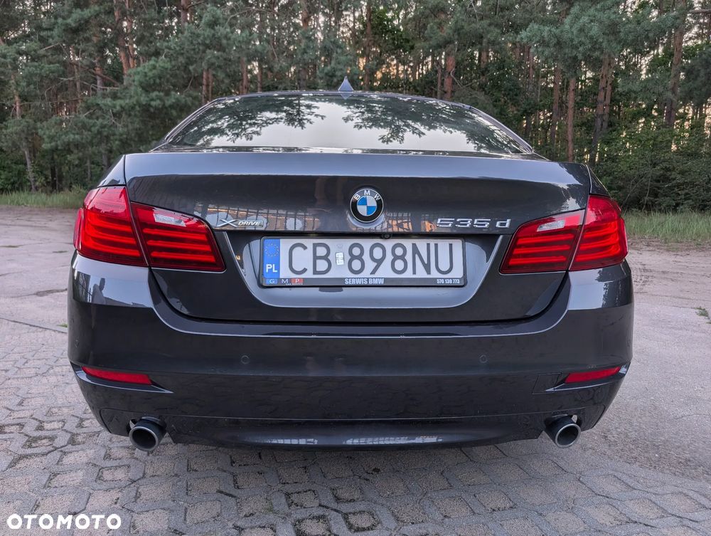 BMW Seria 5 535d xDrive - 25
