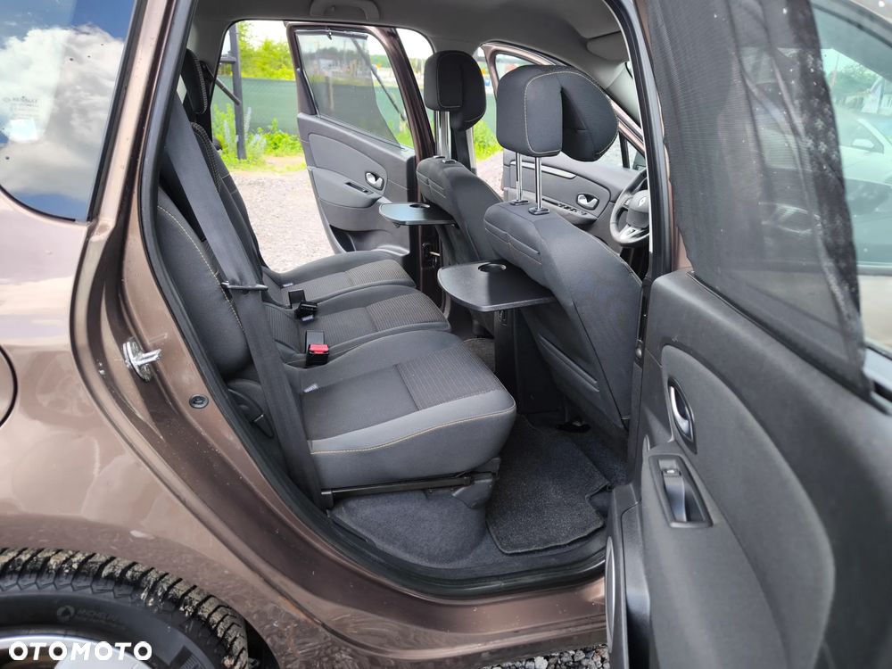 Renault Scenic 2.0 16V 140 CVT Dynamique - 17
