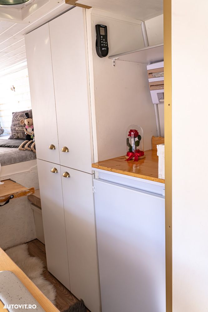 Mercedes-Benz Sprinter - 14