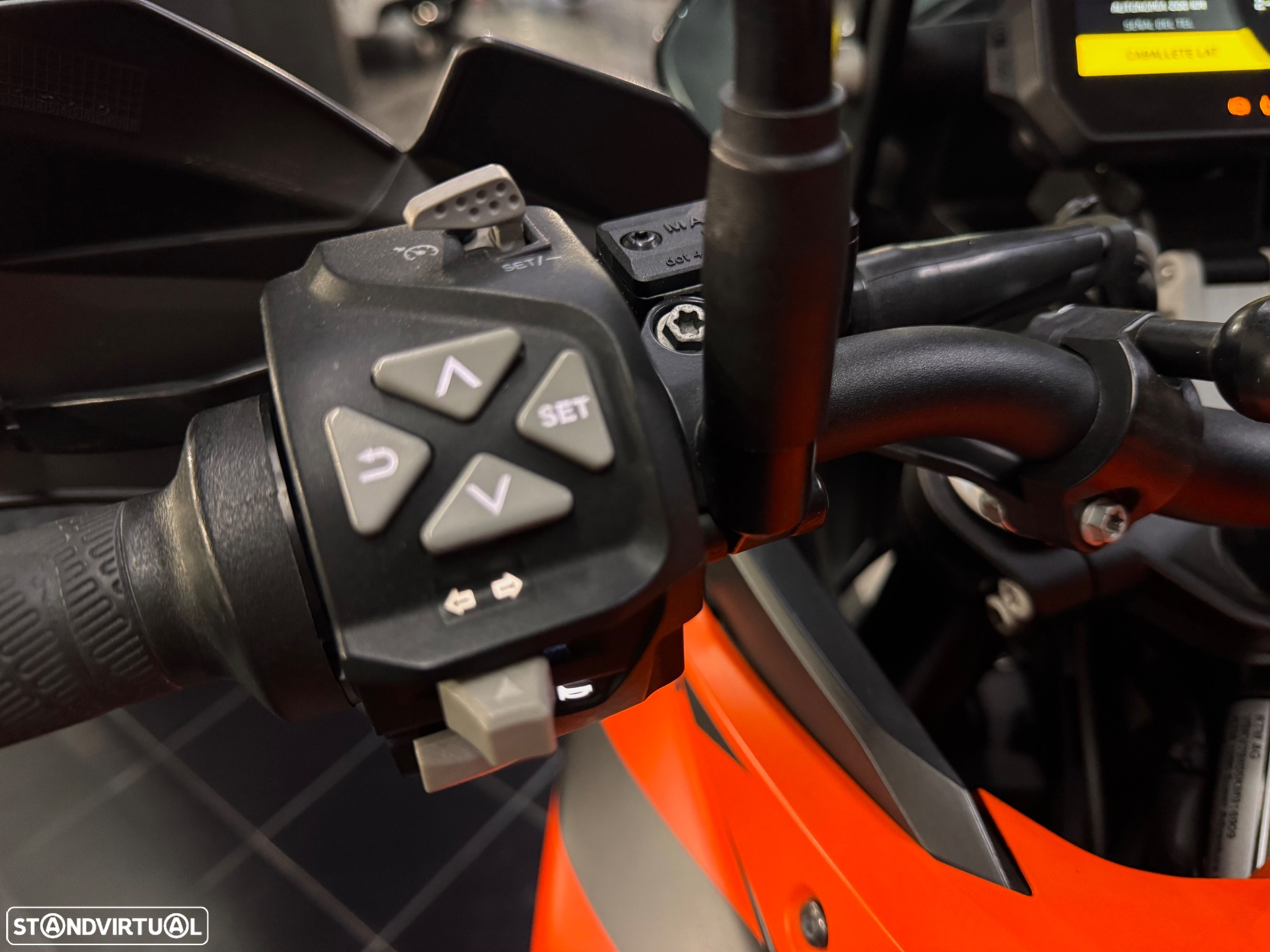 KTM 1290 Super Adventure S - 15