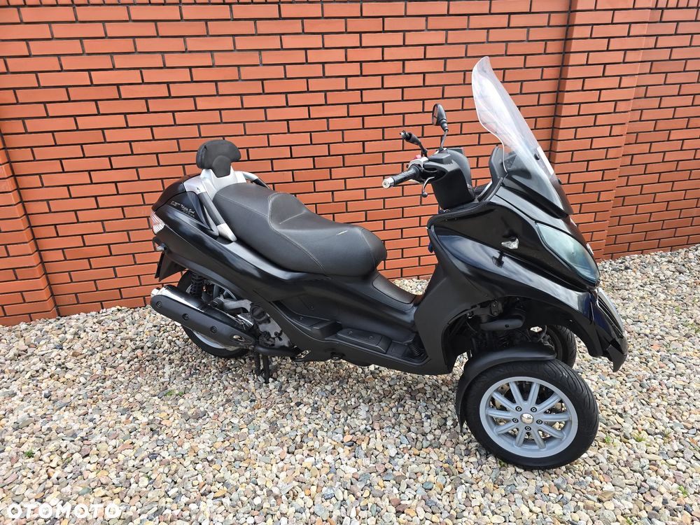 Piaggio MP-3 - 3