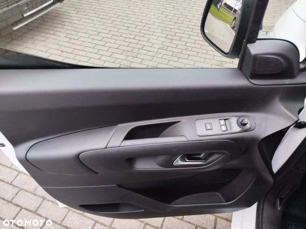 Citroën BERLINGO VAN - 17