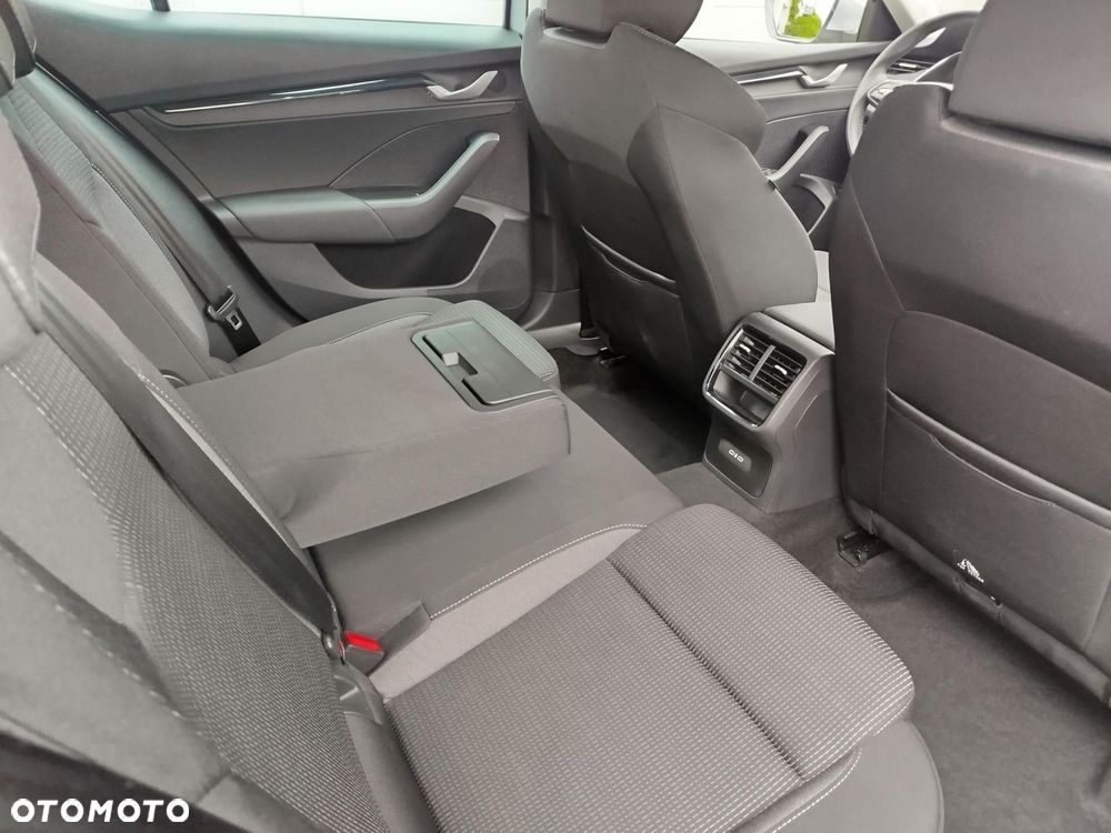Skoda Octavia 1.5 TSI Selection - 13