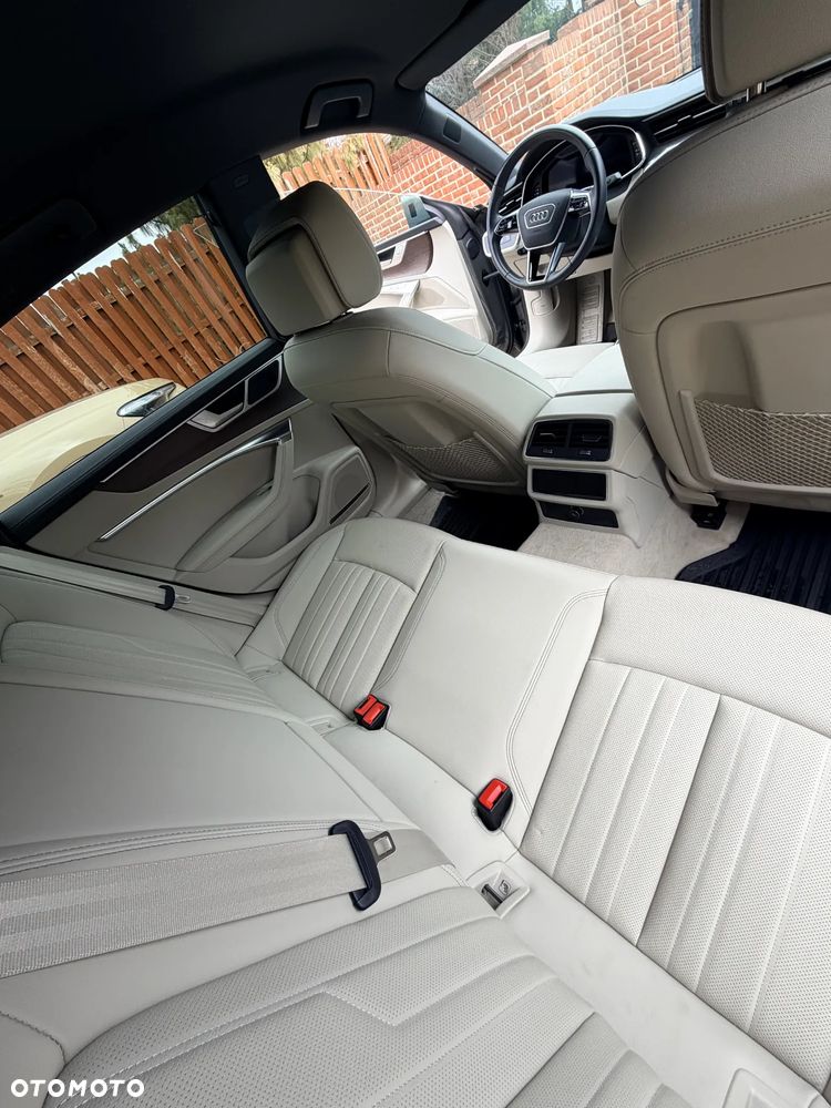 Audi A7 Sportback - 11