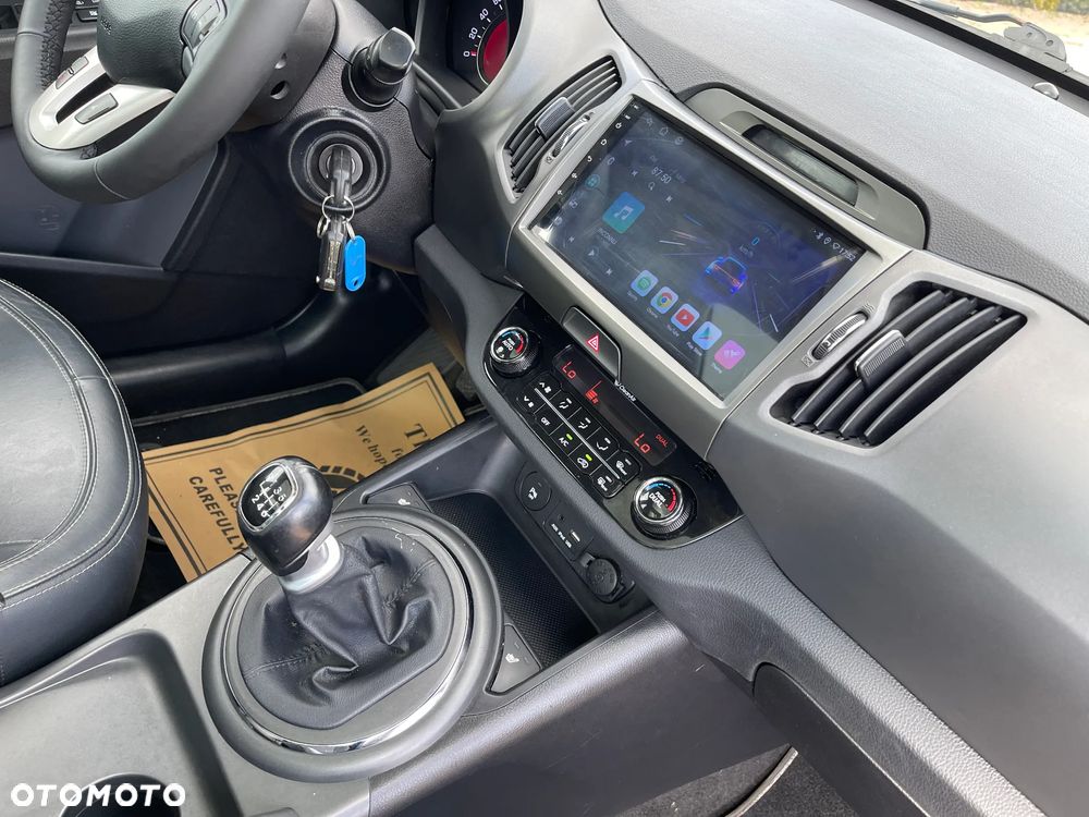 Kia Sportage 2.0 CRDI 4WD Dream-Team Edition - 16