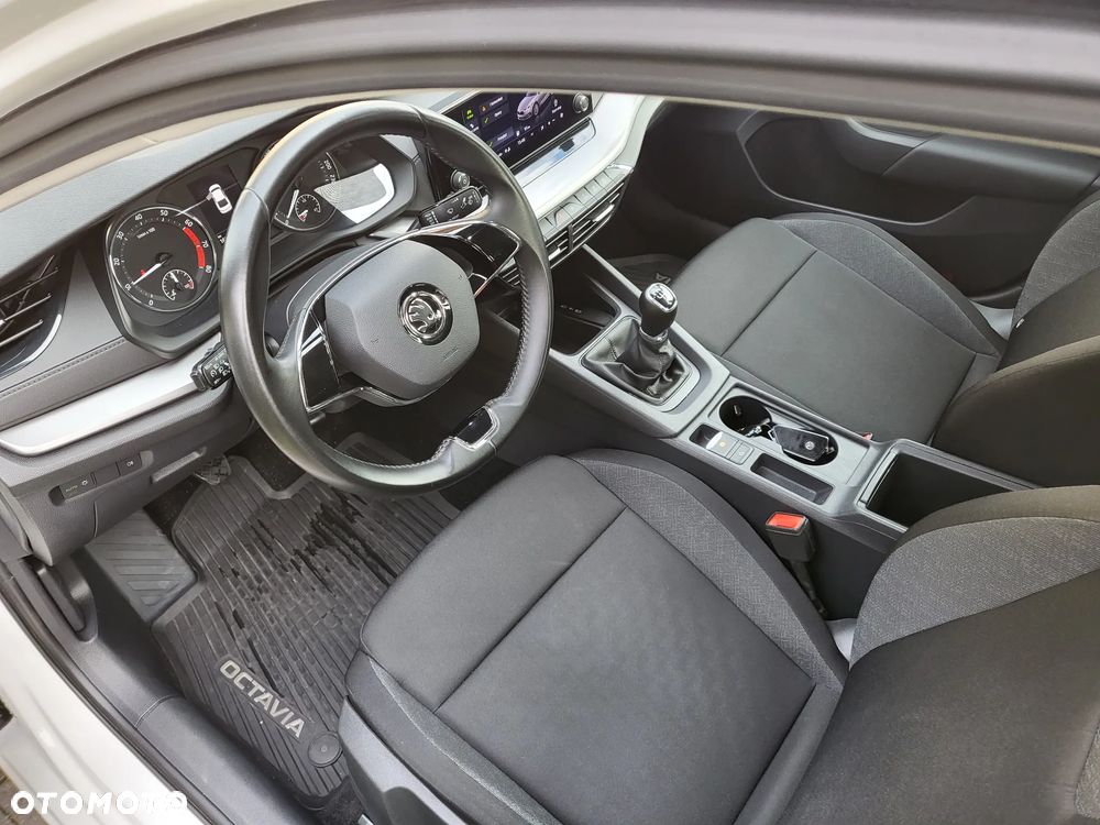 Skoda Octavia - 33