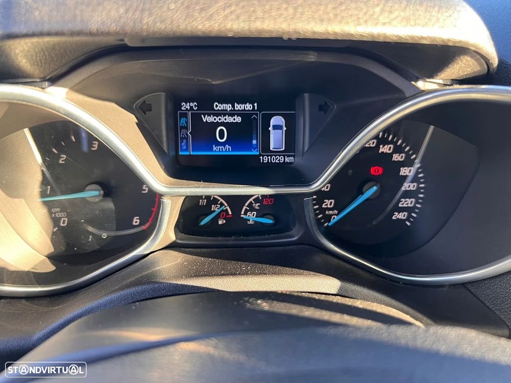 Ford Transit Connect - 8