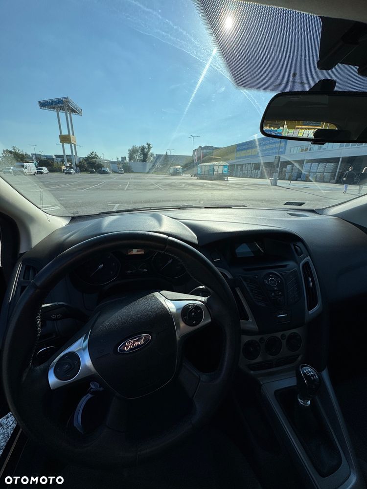 Ford Focus 1.6 TDCi Edition - 16