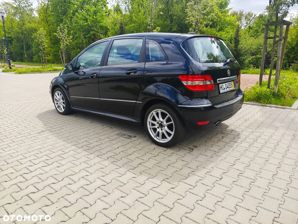 Mercedes-Benz Klasa B 200 CDI Special Edition - 13