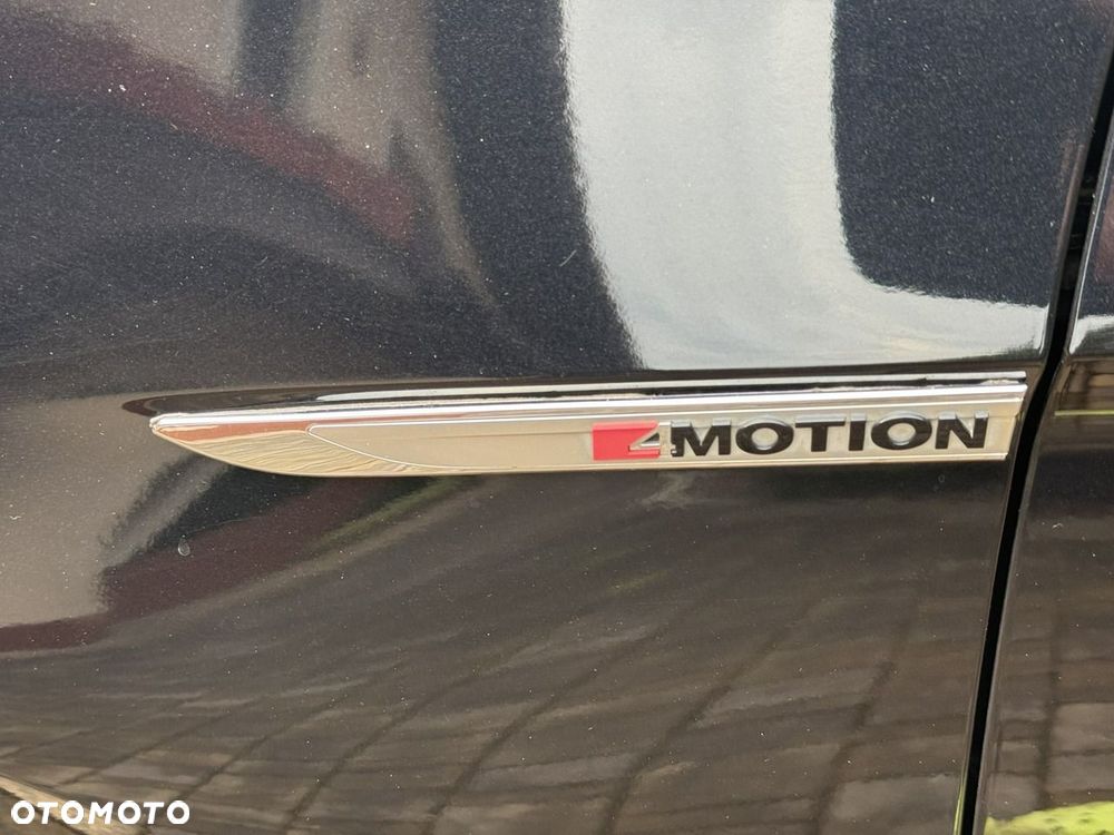 Volkswagen Passat 2.0 TDI SCR DSG 4Motion Business - 34