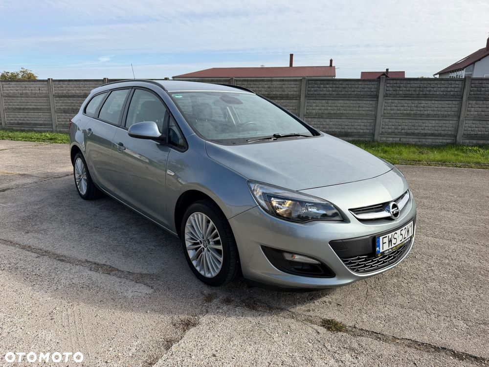 Opel Astra 1.4 Turbo Exklusiv - 10