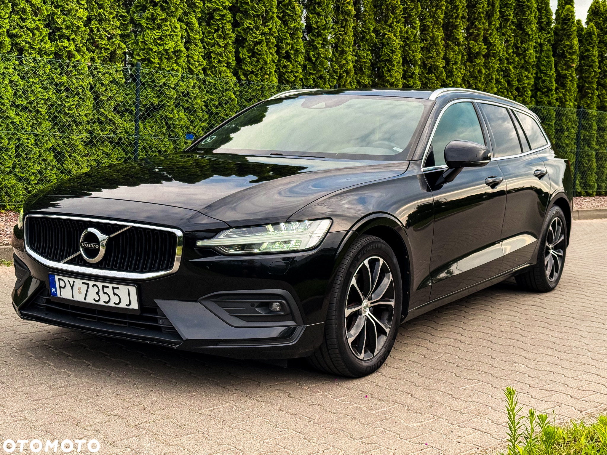 Volvo V60 D4 Momentum Pro - 23