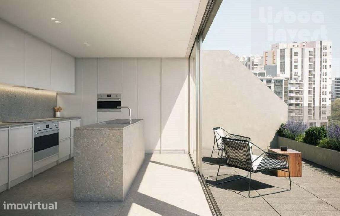Apartamento novo T3 Triplex com terraço Av Liberdade - Grande imagem: 2/7