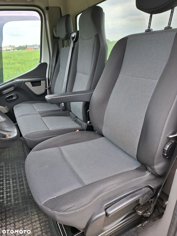 Renault Master - 24