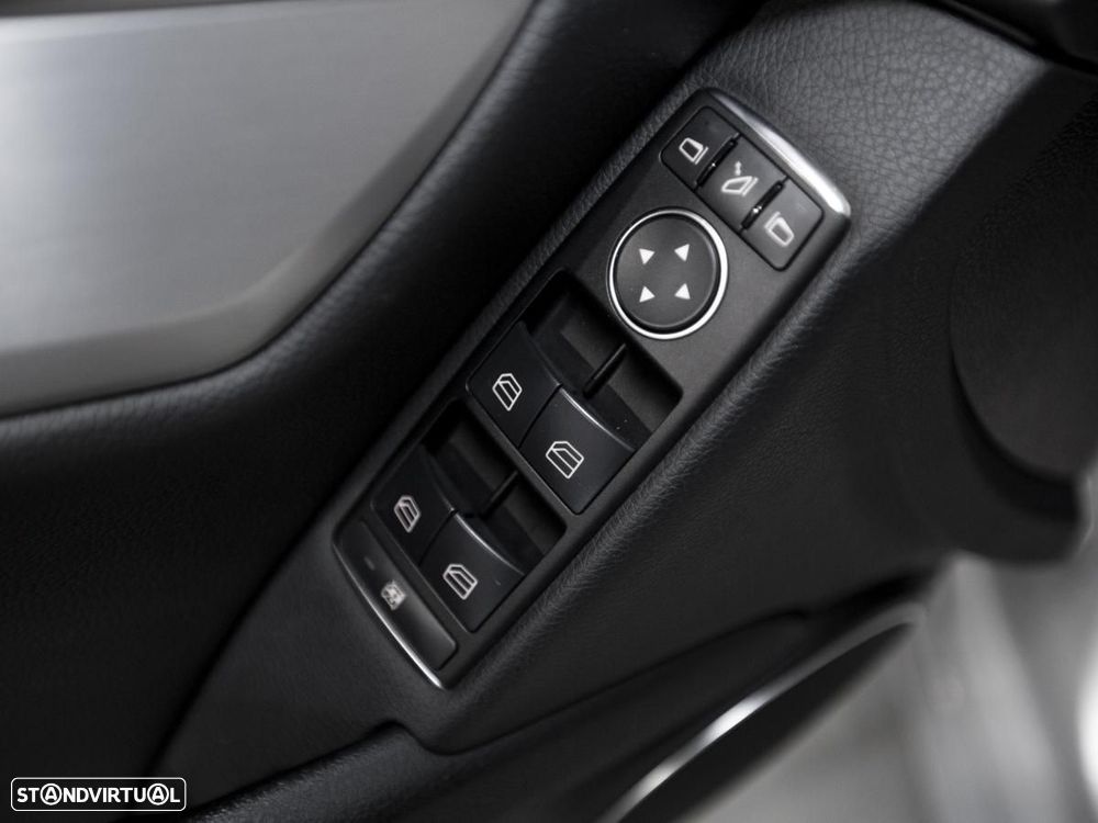 Mercedes-Benz C 220 - 13