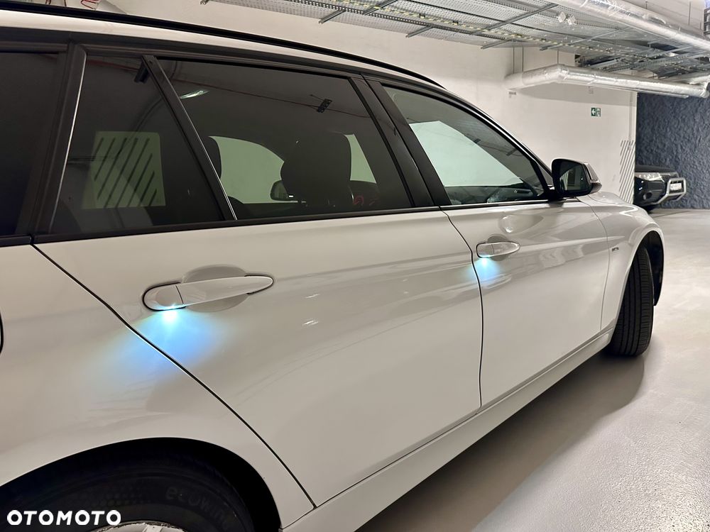 BMW Seria 3 - 12