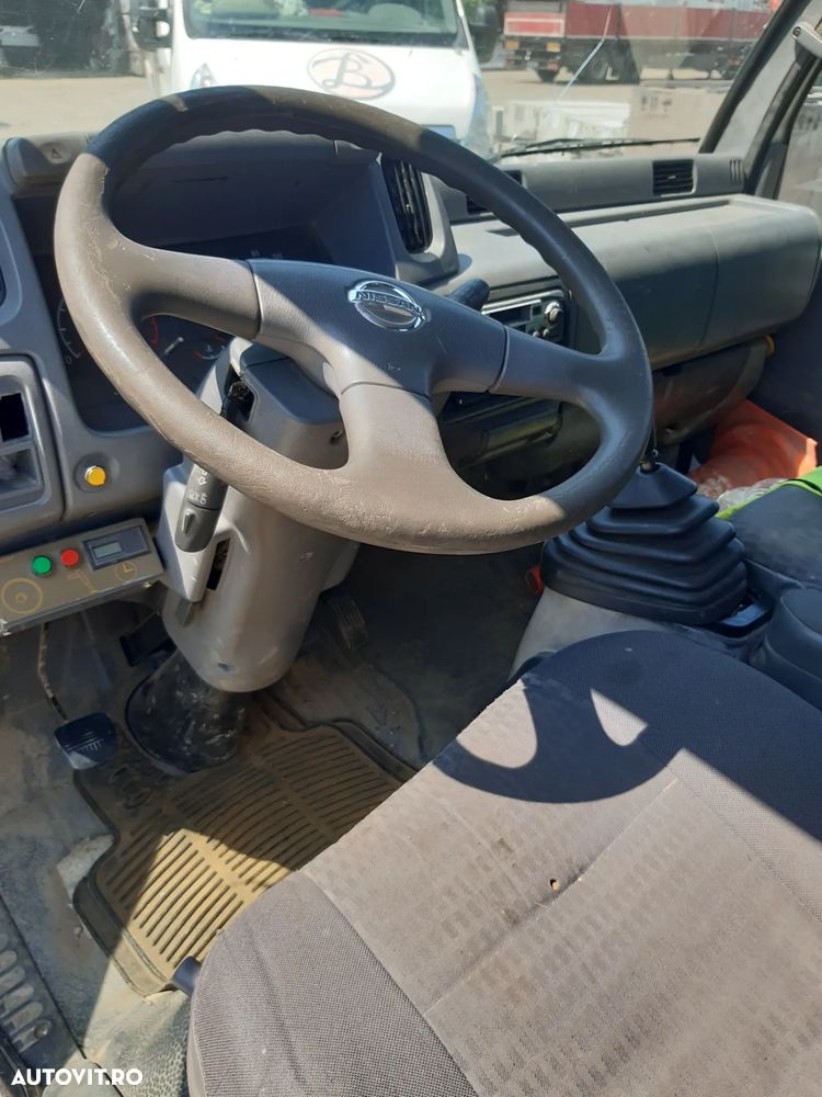 Nissan Cabstar - 6