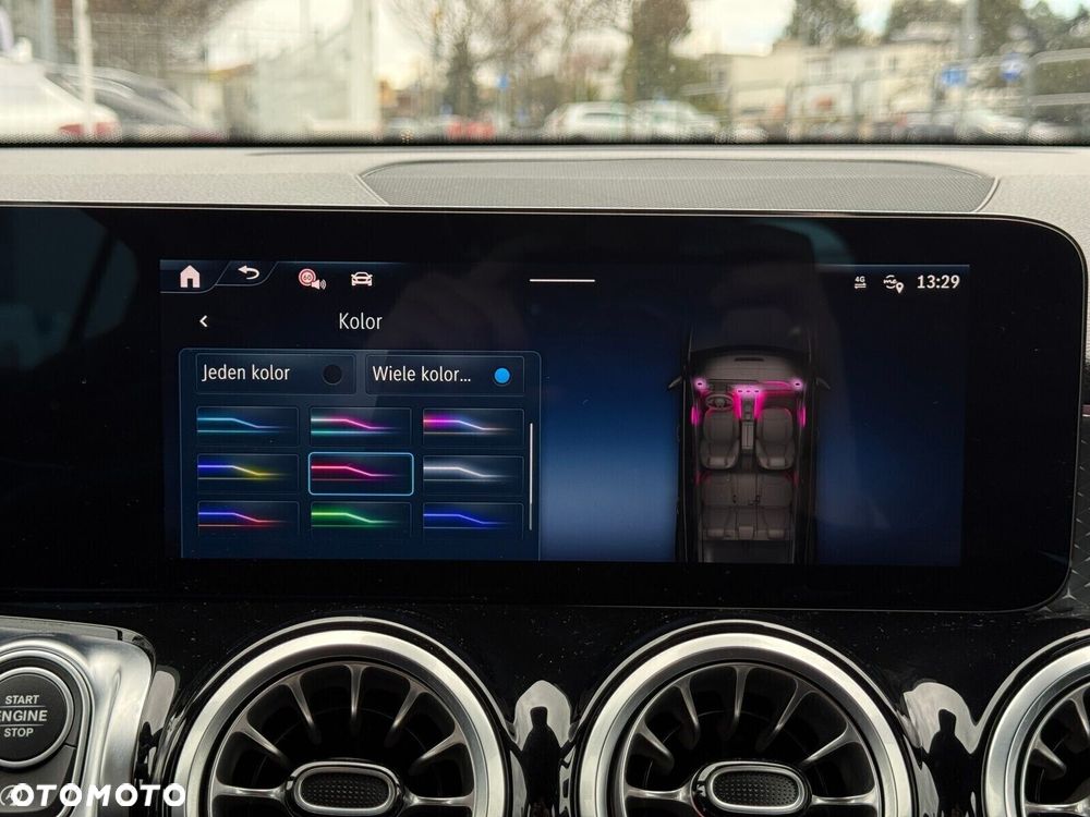 Mercedes-Benz GLB 200 Progressive 7G-DCT - 23