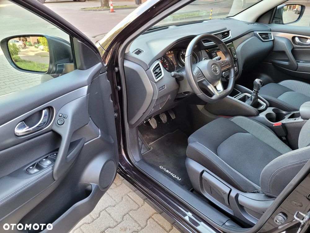 Nissan Qashqai 1.3 DIG-T N-Connecta EU6d - 7