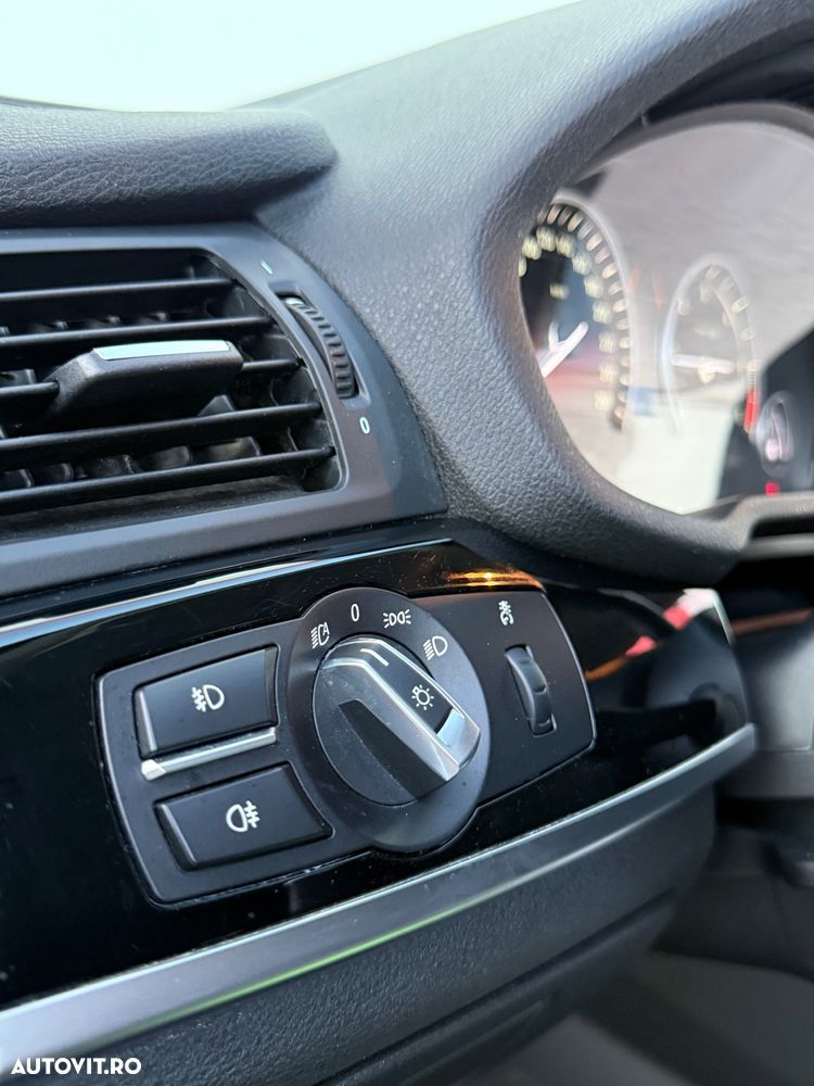 BMW X3 xDrive20d AT xLine - 13