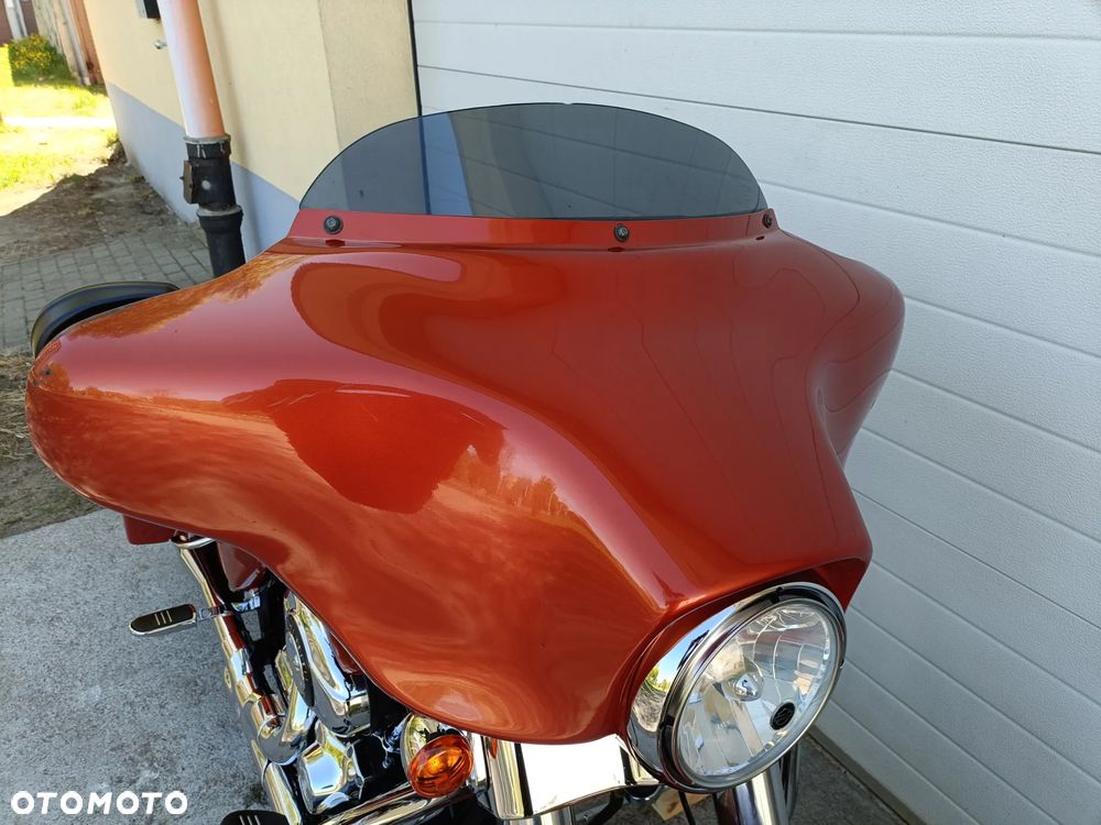 Harley-Davidson Touring Street Glide - 12