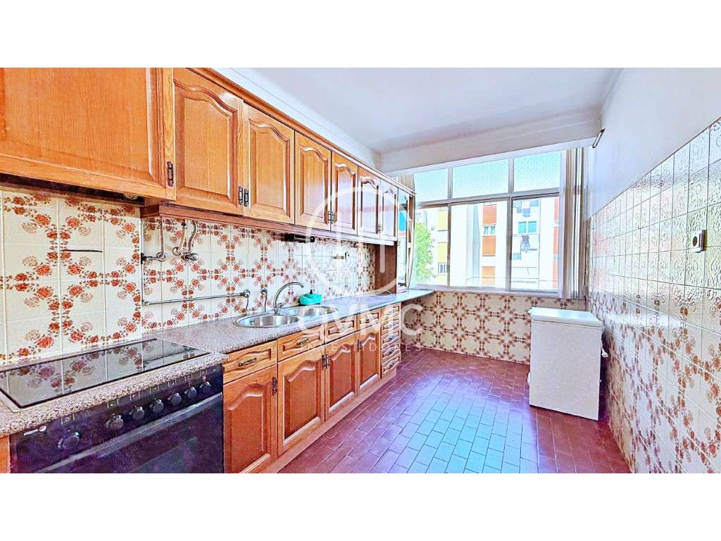 Apartamento T3 na Moita com varandas - 1º andar - Grande imagem: 3/31