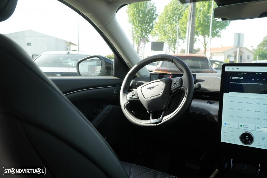 Ford Mustang Mach-E 75.7 kWh Base - 16