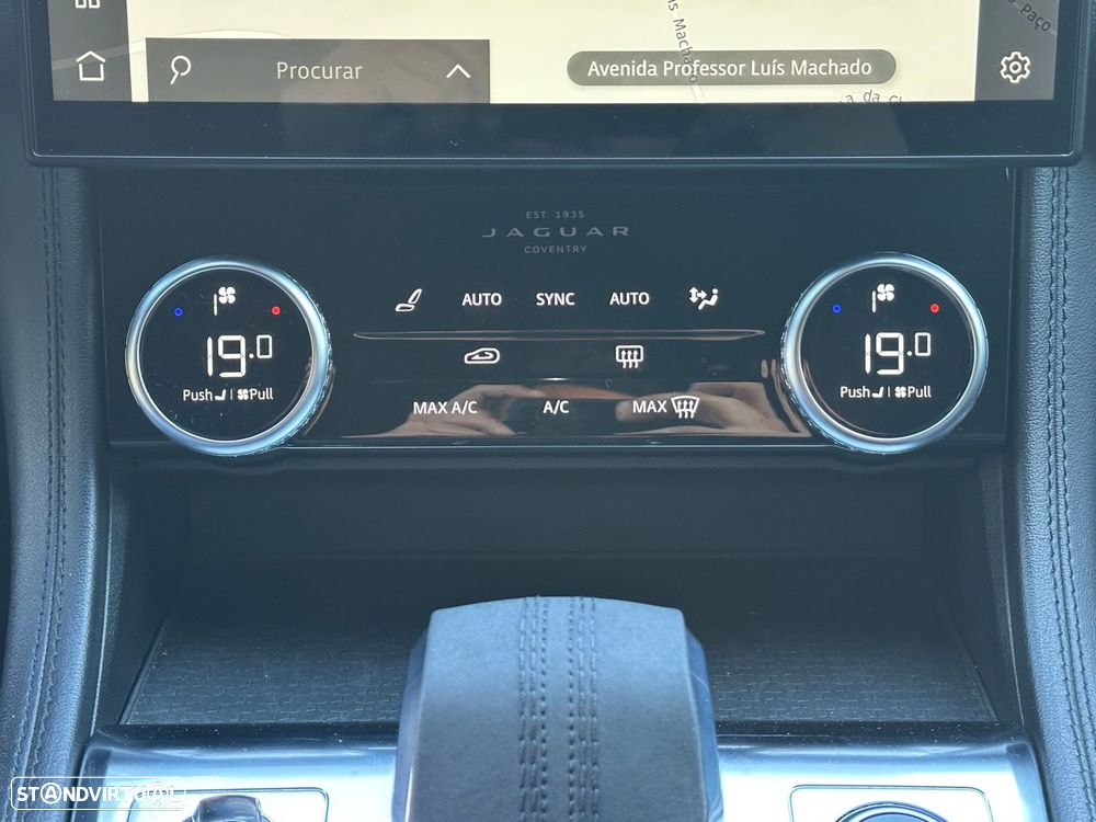 Jaguar F-Pace 2.0 P400e AWD - 13