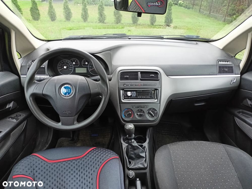 Fiat Grande Punto - 9