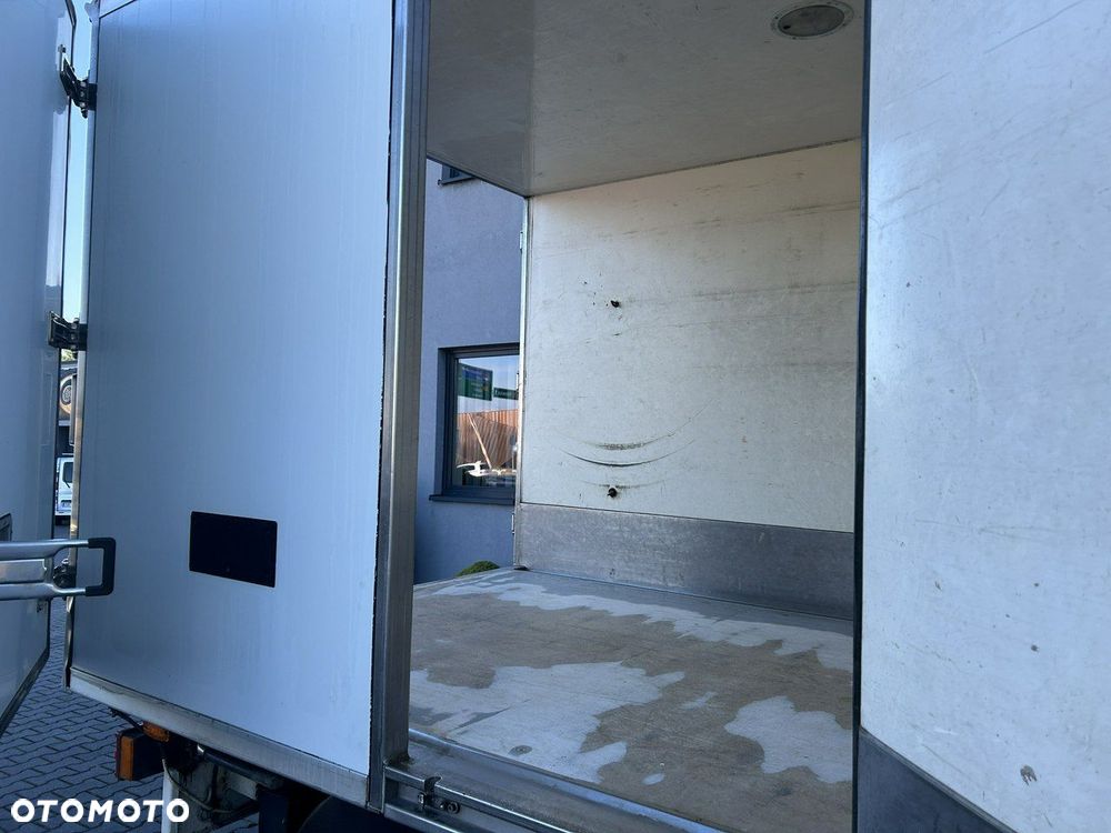 Mercedes-Benz Sprinter - 7