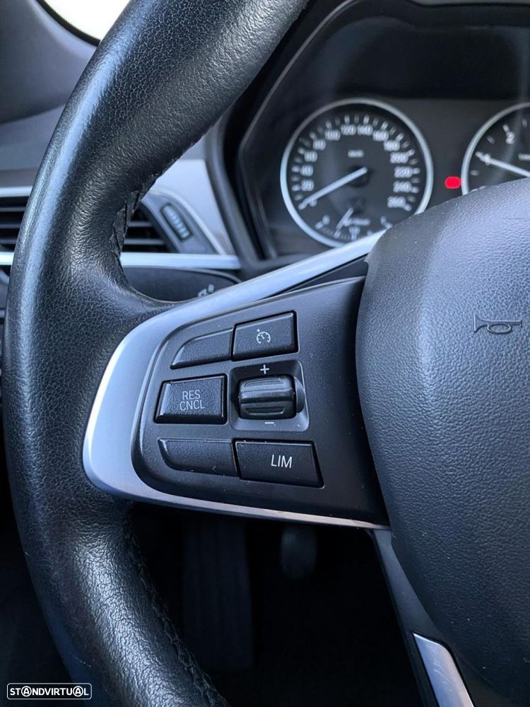 BMW X1 16 d sDrive Line xLine - 21