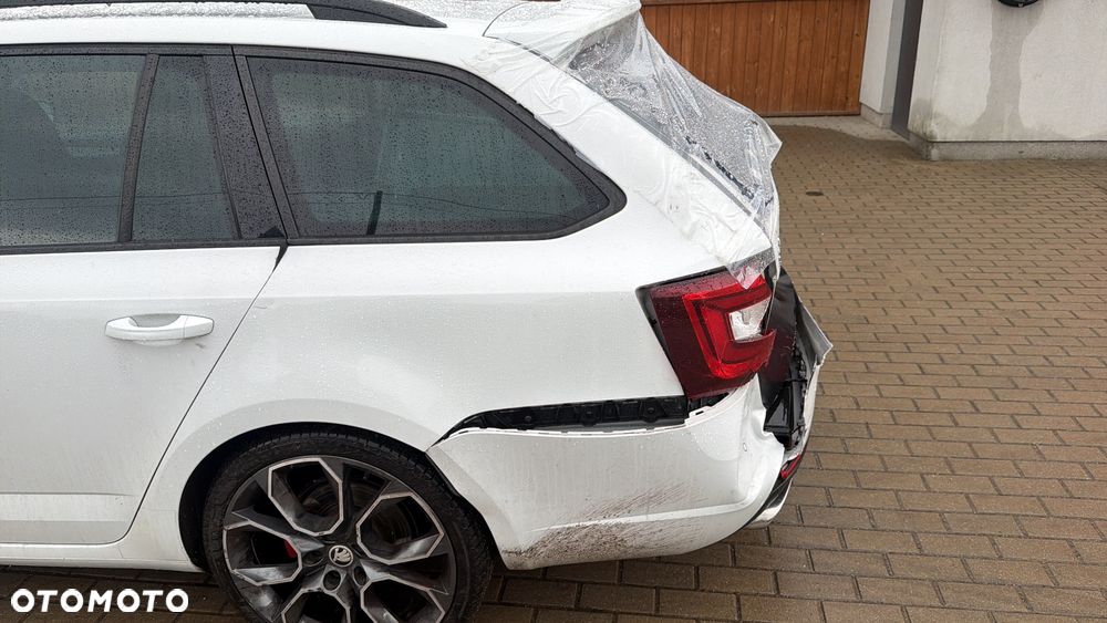 Skoda Octavia 2.0 TDI 4x4 DSG RS - 19