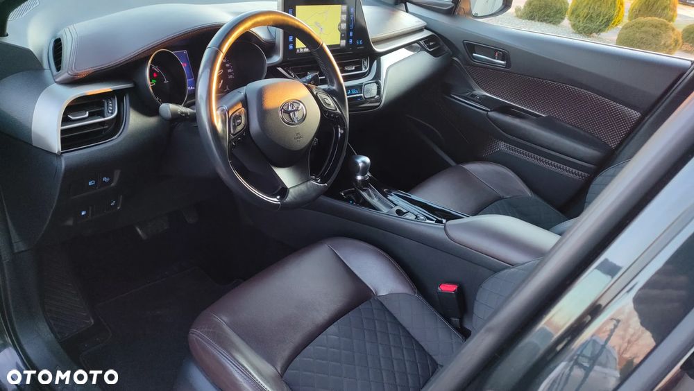 Toyota C-HR Style Selection - 30