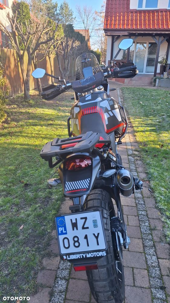 Kufer centralny DUCATI DESERTX  wraz z systemem mocowania - 10