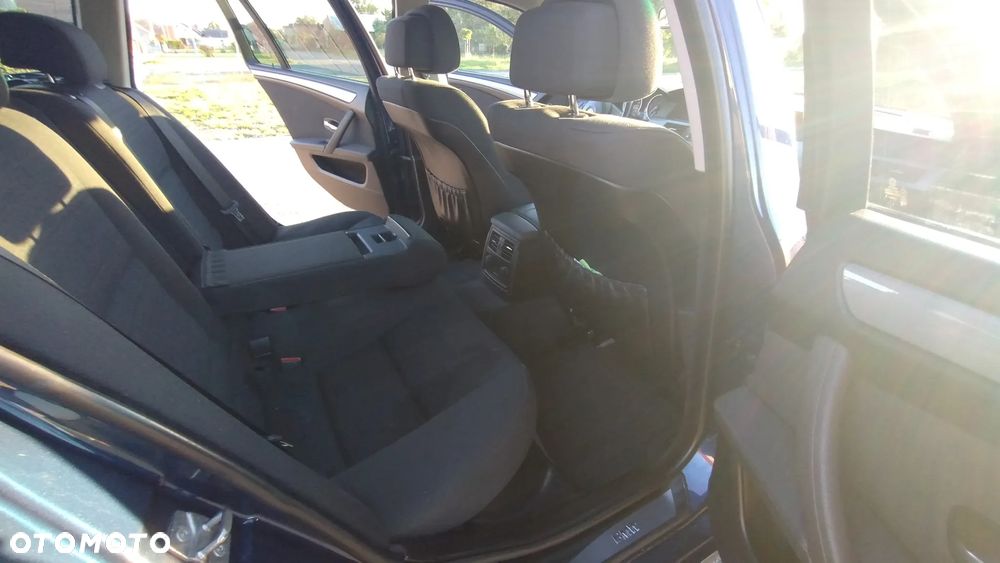 BMW Seria 5 520d Touring - 14