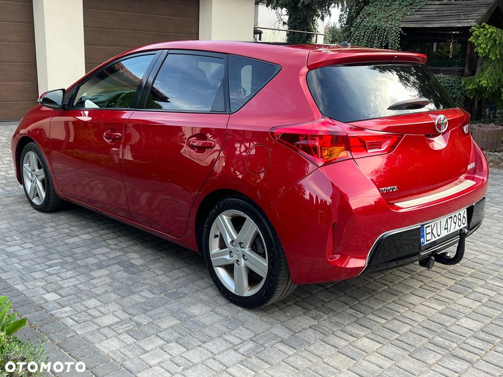 Toyota Auris 1.6 Selection - 6