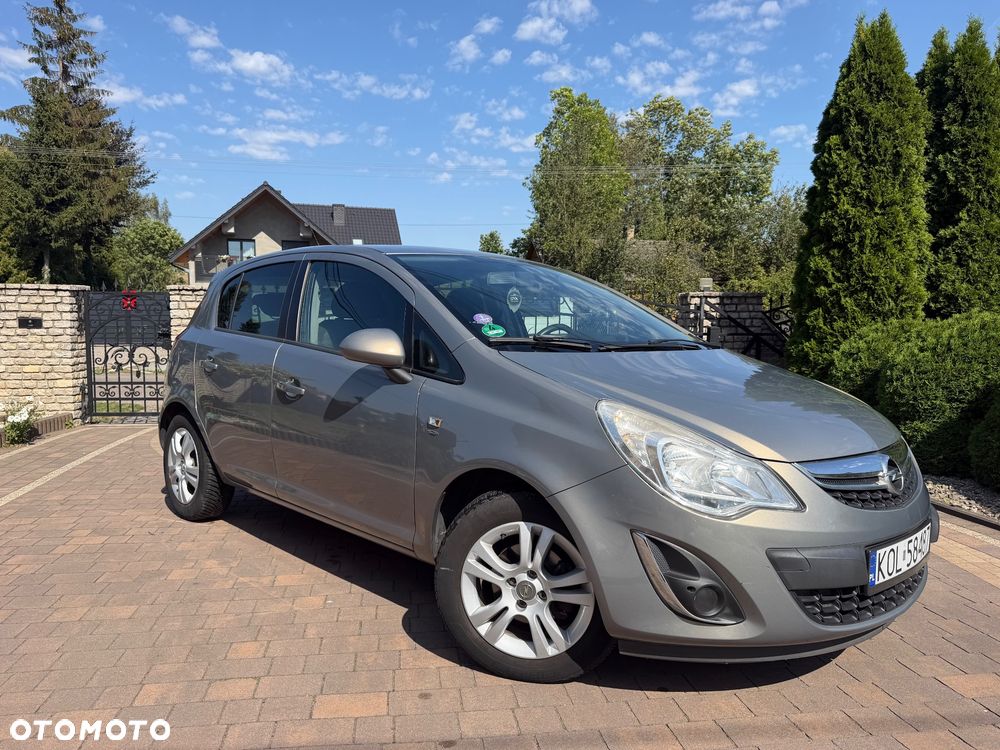 Opel Corsa 1.4 16V Active - 2