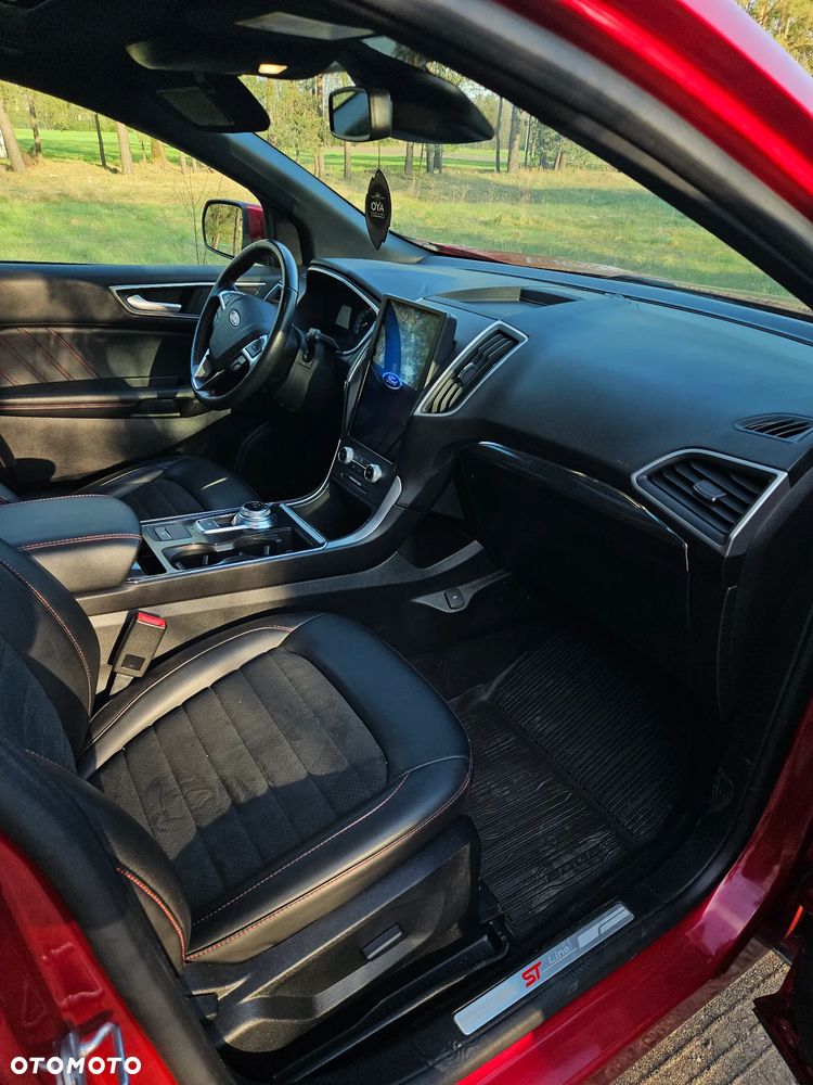 Ford Edge - 19