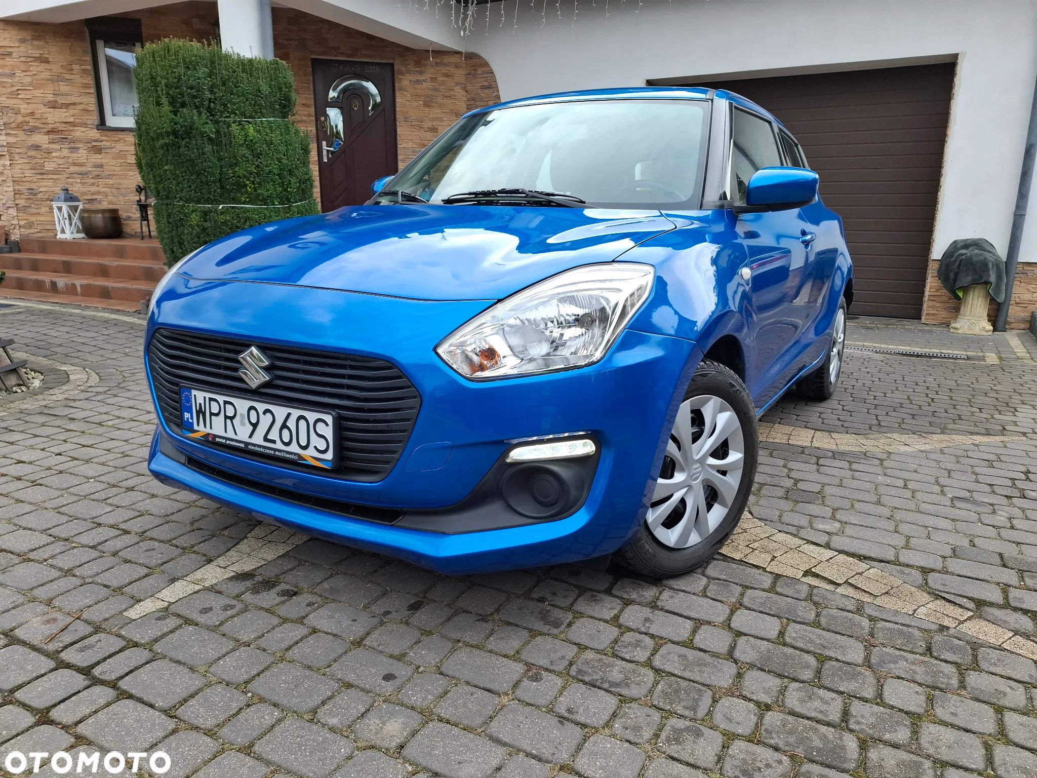 Suzuki Swift - 1