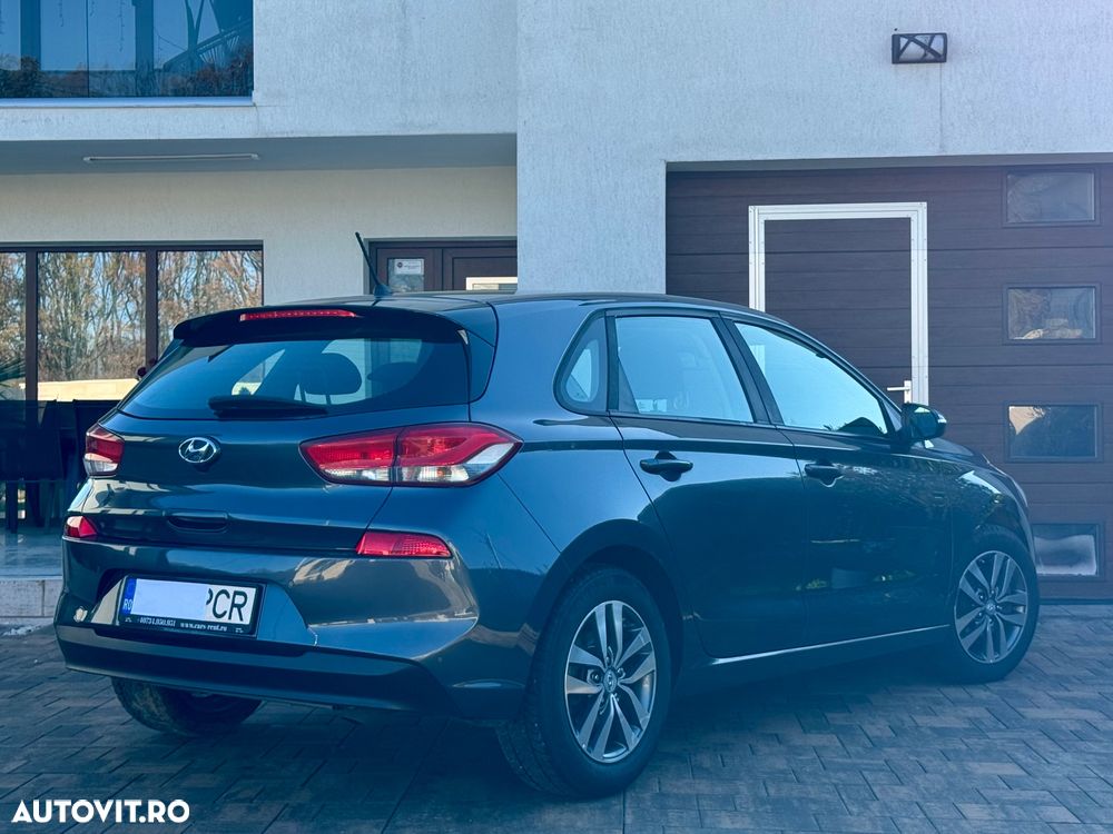 Hyundai i30 1.6 CRDI DCT Passion Plus - 9