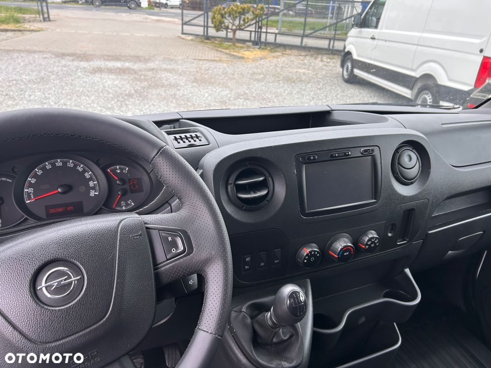 Opel Movano - 17