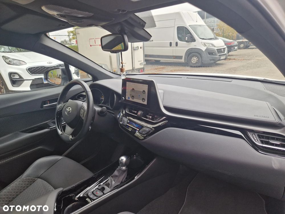 Toyota C-HR 1.8 Hybrid GPF Style - 8