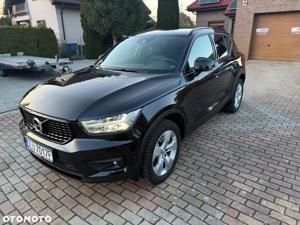 Volvo XC 40 B4 B R-Design - 1