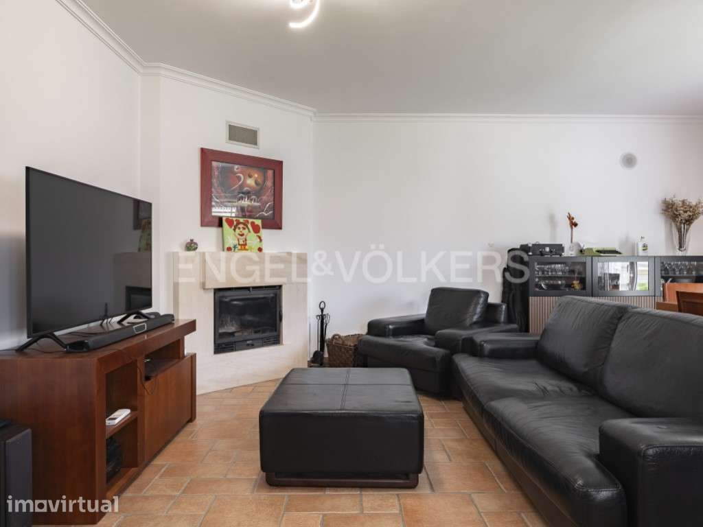 Moradia T5 isolada com Garagem e Terraço – pohled 5