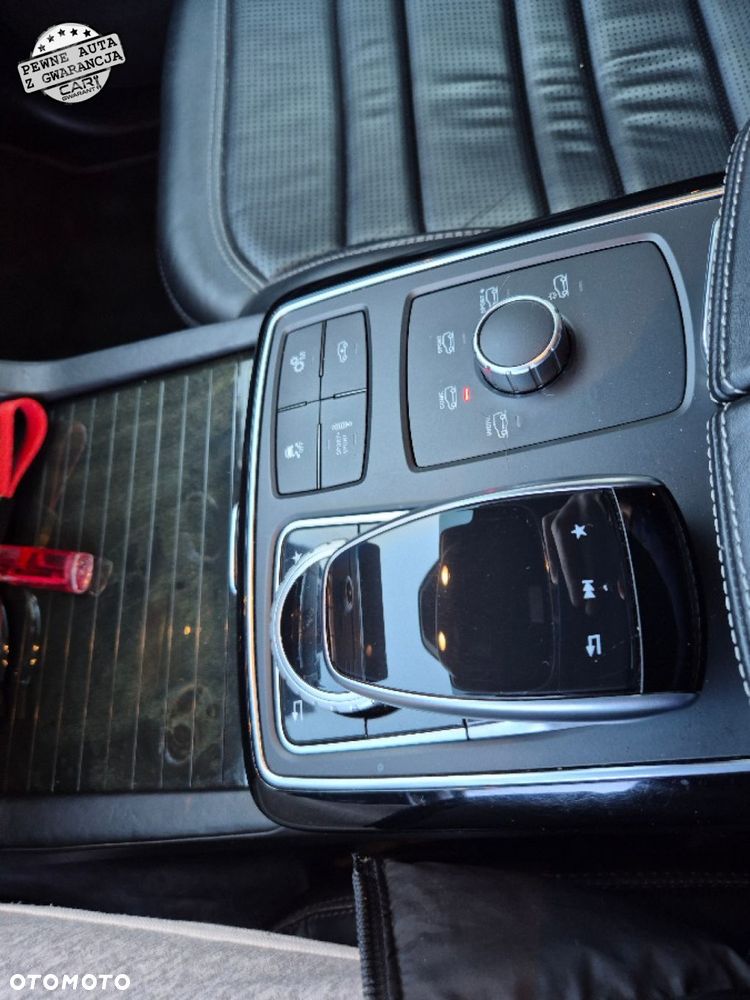 Mercedes-Benz GLE - 37