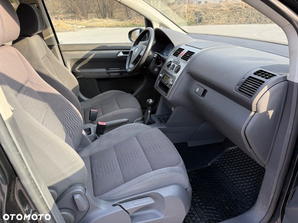 Volkswagen Touran 1.6 Trendline - 11