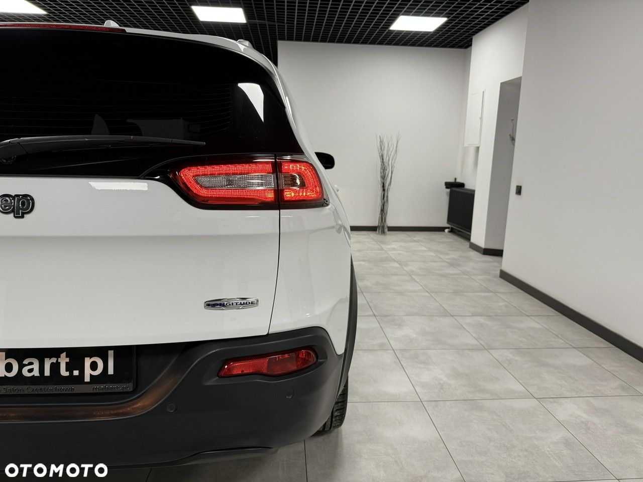 Jeep Cherokee 2.0 MJD 4x2 Longitude EU6 - 19